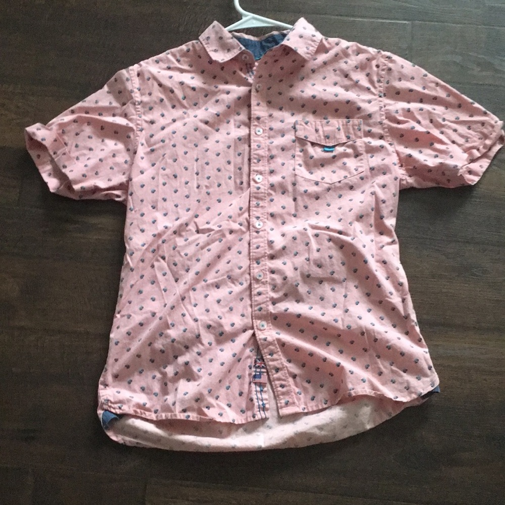 Pink shirt
